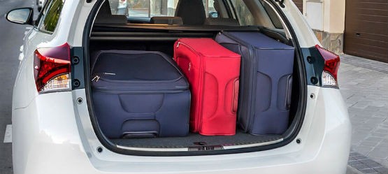 Cómo organizar tu maletero cuando viajas con niños