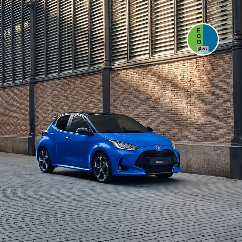 The Toyota Yaris Hybrid in an urban setting