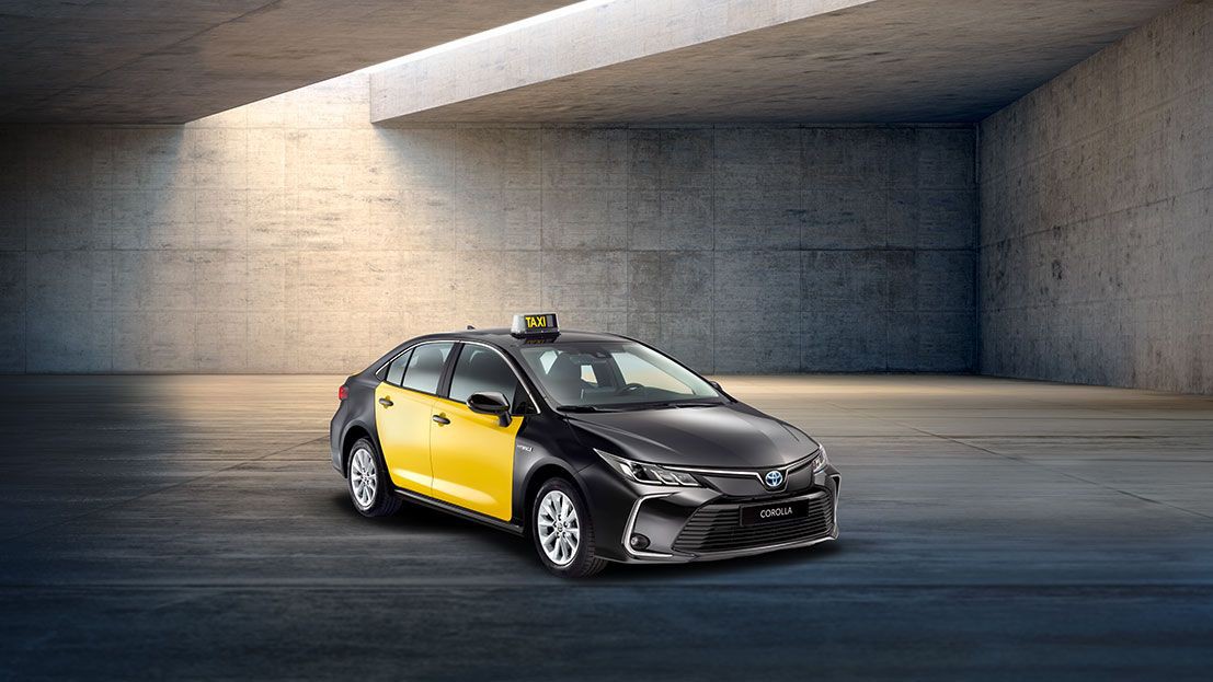 Equipamiento-corolla-sedan-sd-eco-negro-credit