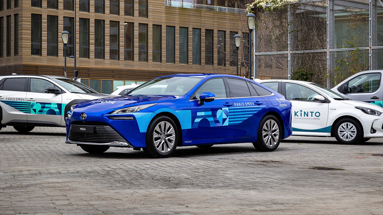 Toyota Mirai and a range of Toyota cars lined up